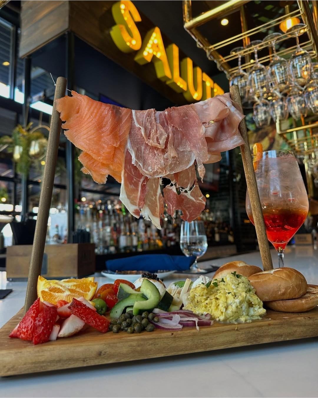 Weird Food Serving (20 pics)