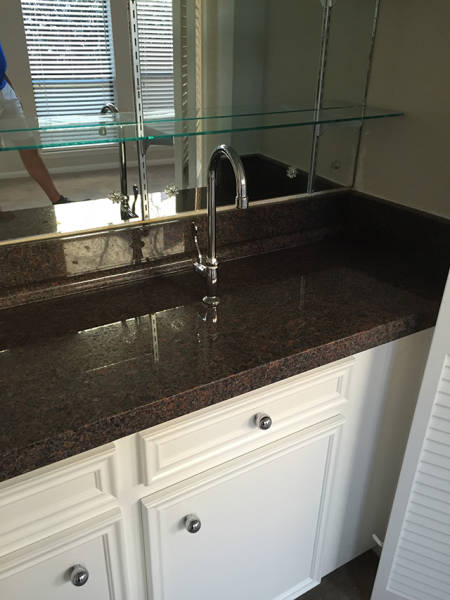 What Is Going On Here? (25 pics)