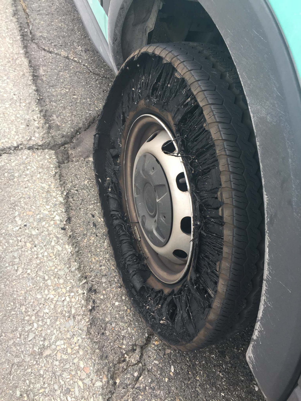 Bad Days Happen (29 pics)