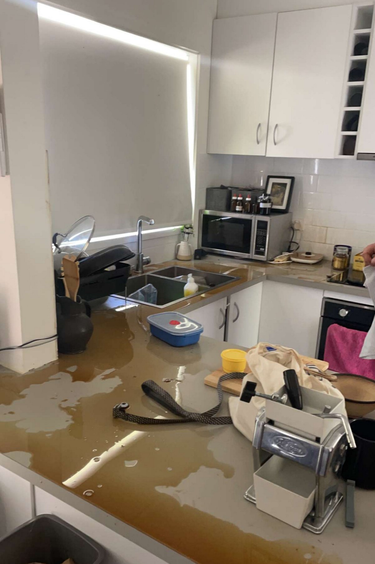 Bad Days Happen (27 pics)