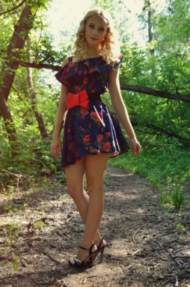 Girls On High Heels (21 pics)