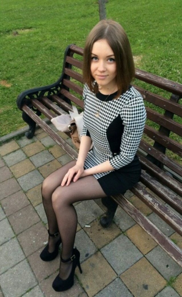 Girls On High Heels (21 pics)