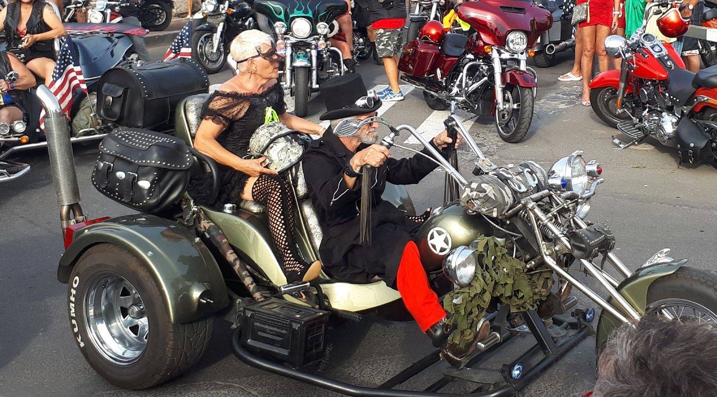 Daily Pictures. Part 1 (64 pics)