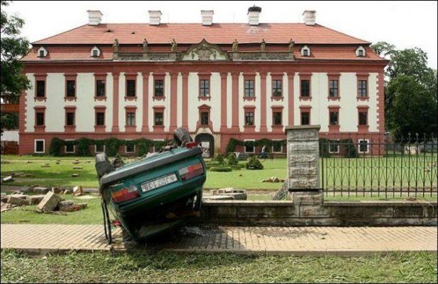 Bad Days Happen (27 pics)