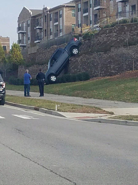 Bad Days Happen (27 pics)