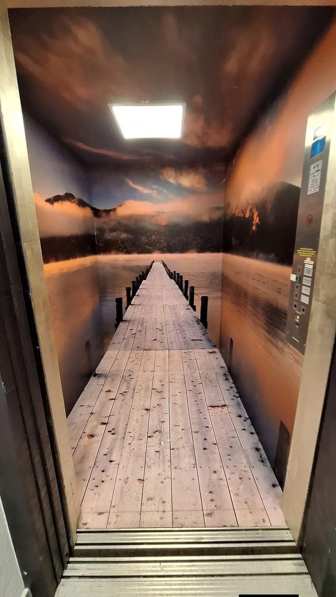 Optical Illusions (20 pics) Optical Illusions (20 pics)