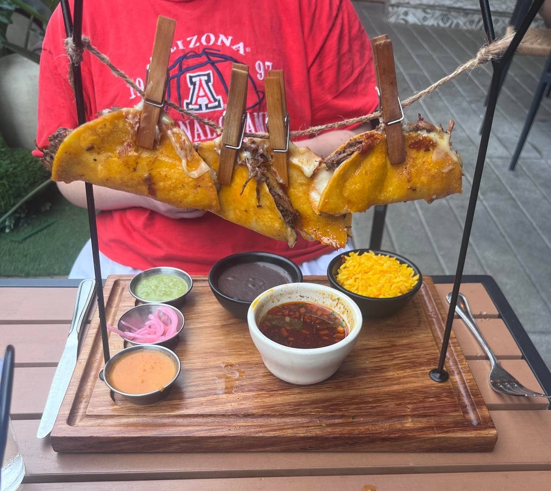 Crazy Food Serving (31 pics) Crazy Food Serving (31 pics)