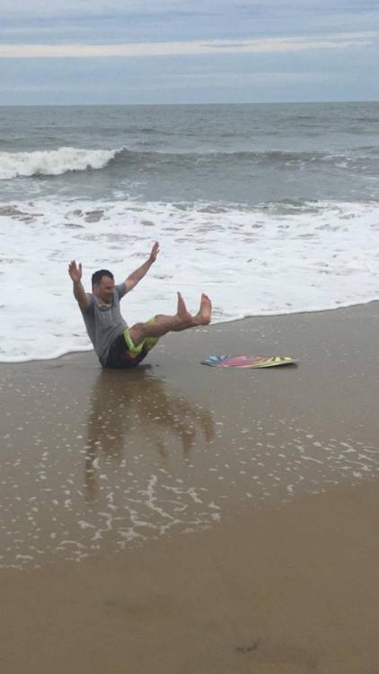 Right Moment (21 pics) Right Moment (21 pics)