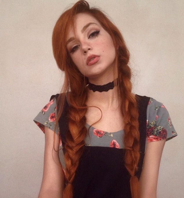 Redhead Girls (21 pics) Redhead Girls (21 pics)