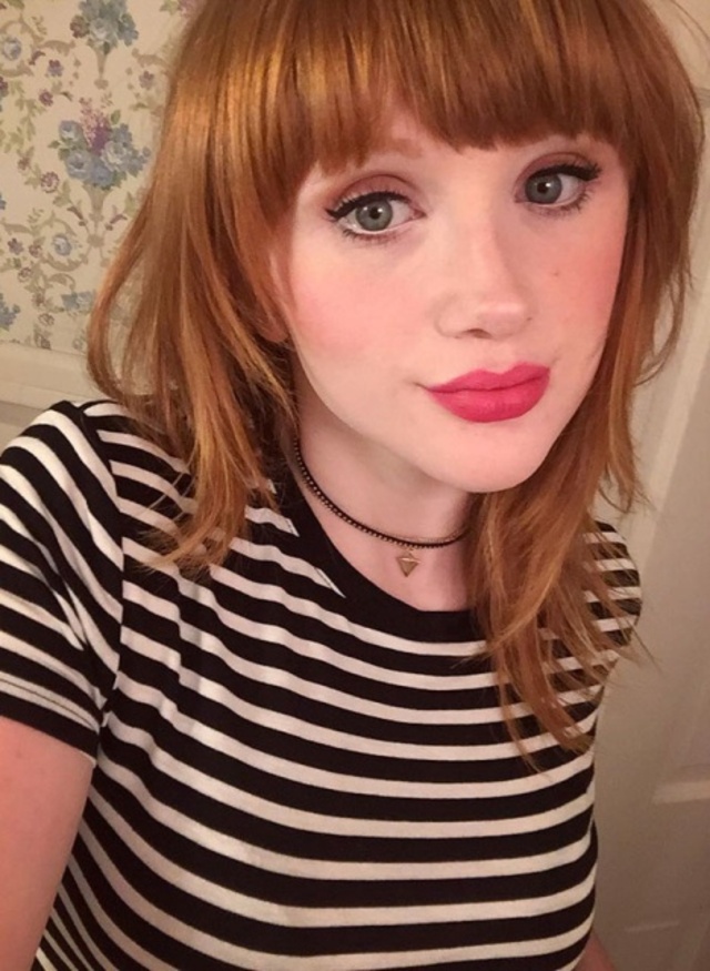 Redhead Girls (21 pics)