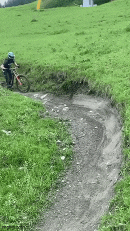 Acid GIFs, February 6 (25 gifs) Acid GIFs, February 6 (25 gifs)