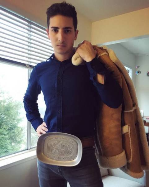 Giant Things (20 pics)