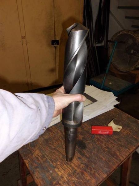 Giant Things (20 pics)