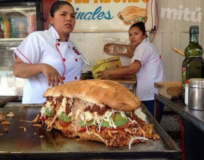 Giant Things (20 pics)