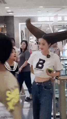 Acid GIFs, February 11 (25 gifs)