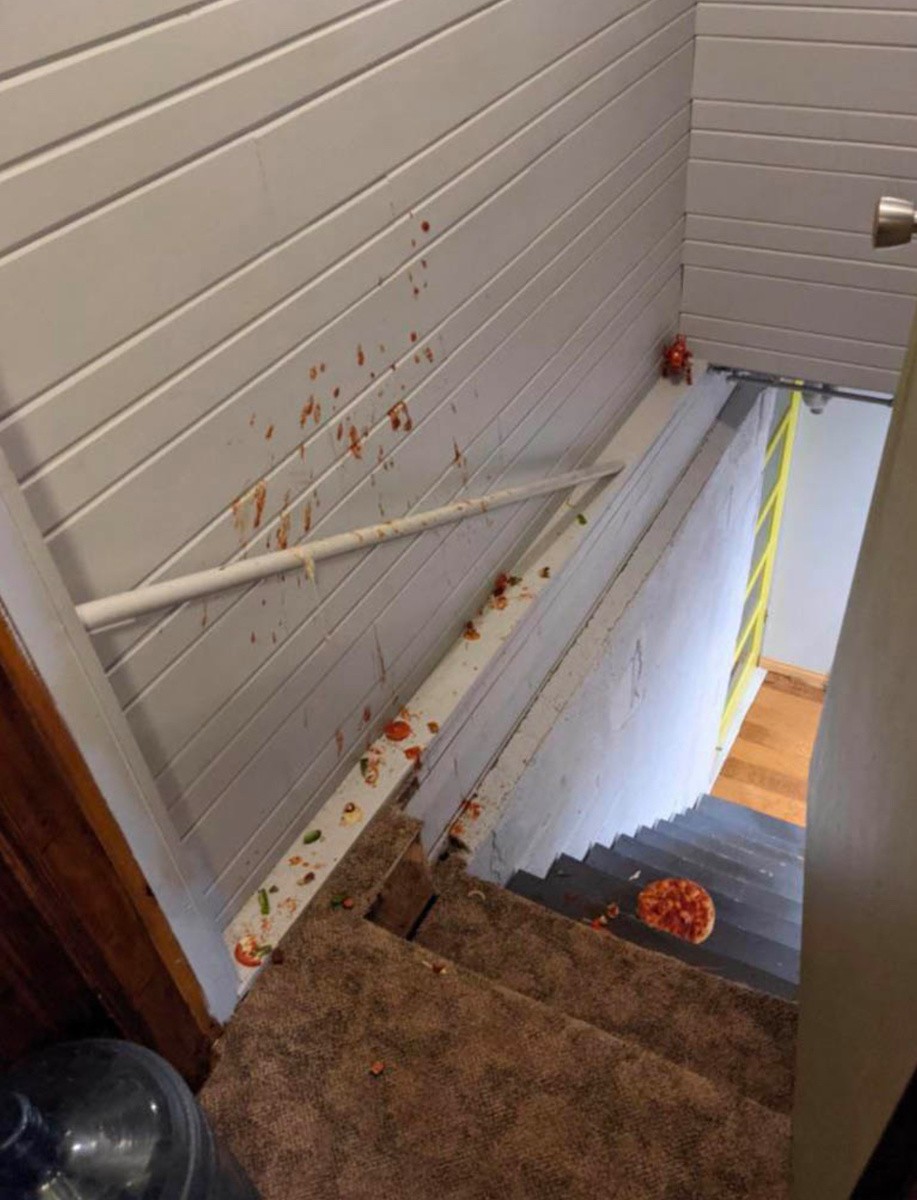 Unfortunate Situations (17 pics)