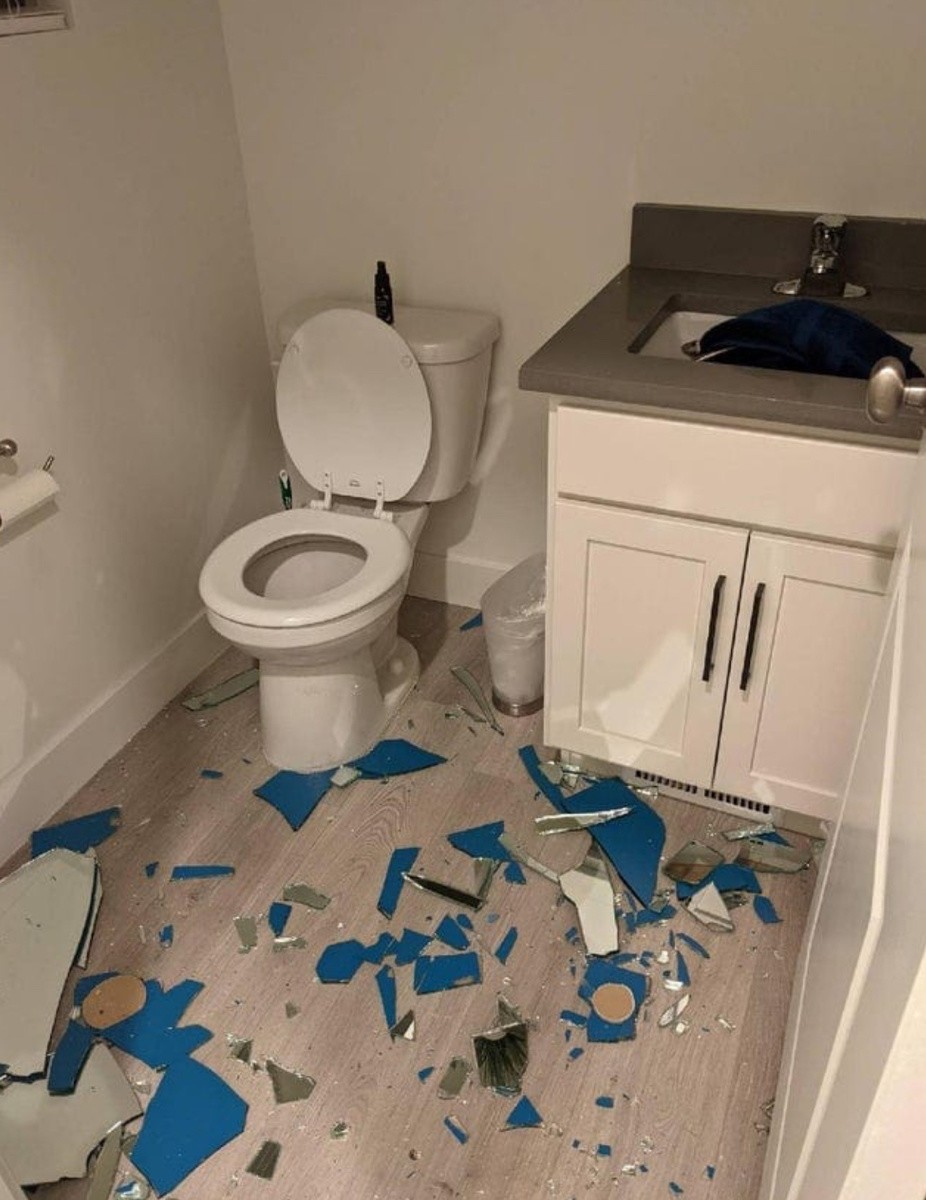 Unfortunate Situations (17 pics)