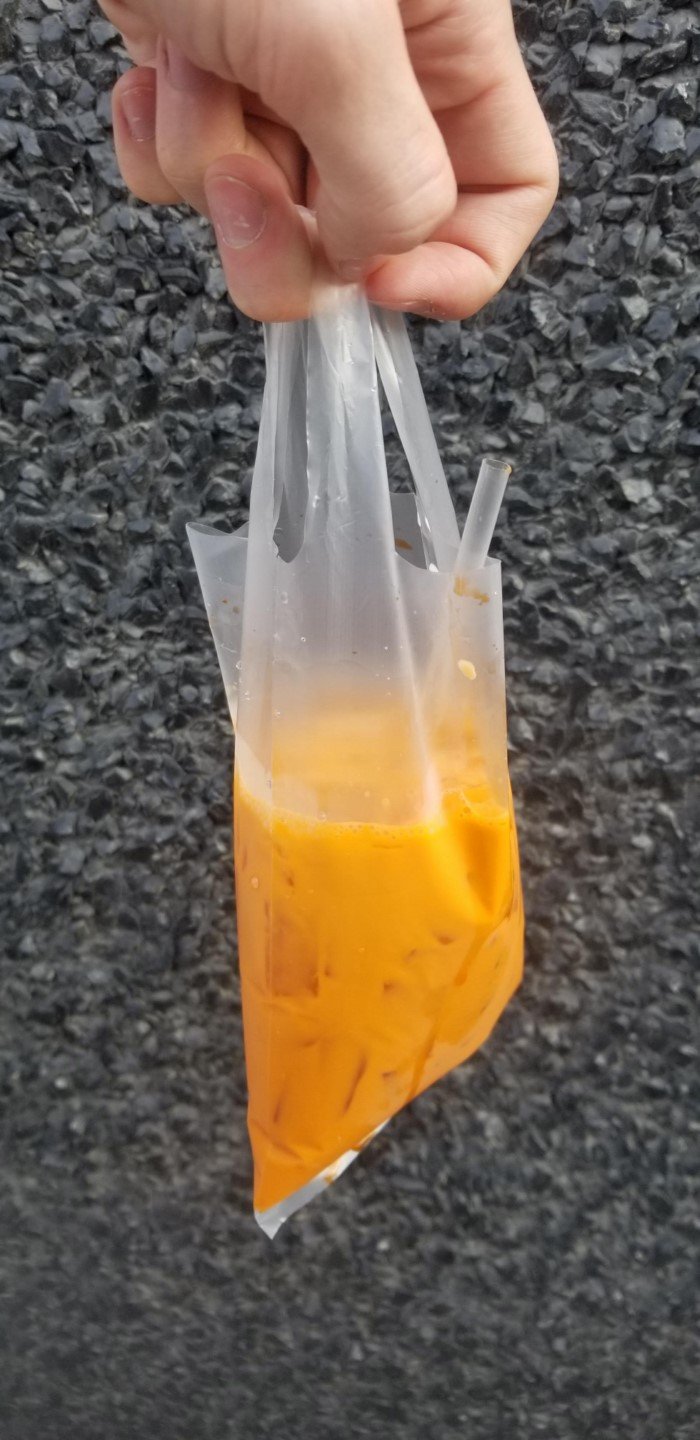 Strange Drink Serving (14 pics) Strange Drink Serving (14 pics)