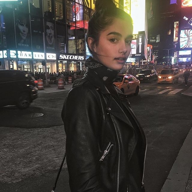 Beauty Girls (21 pics)