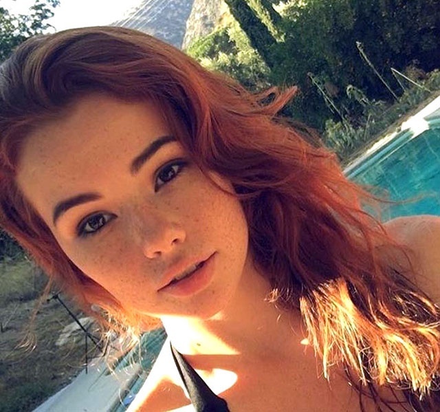 Beauty Girls (21 pics)