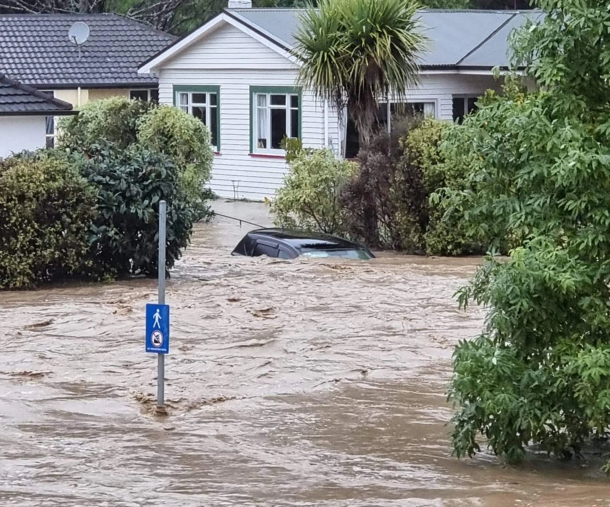 Bad Days Happen (27 pics) Bad Days Happen (27 pics)