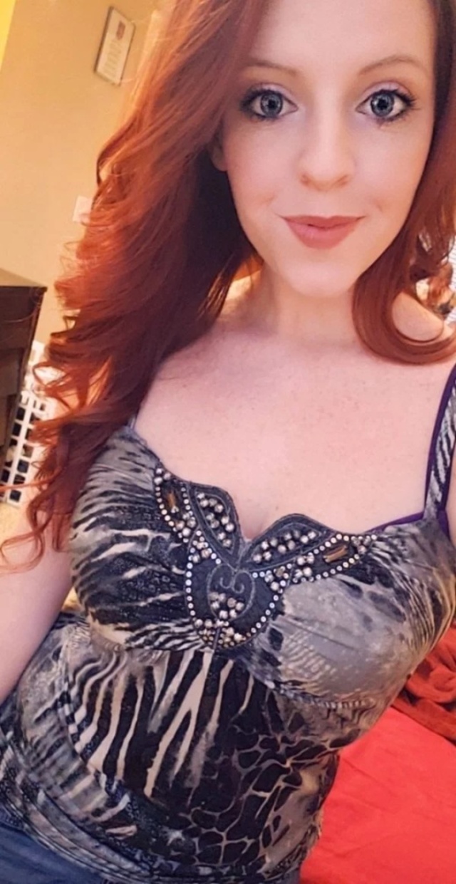 Redhead Girls (21 pics)