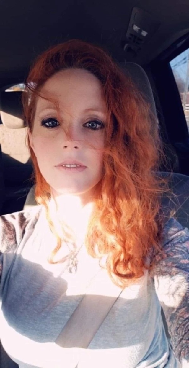 Redhead Girls (21 pics)