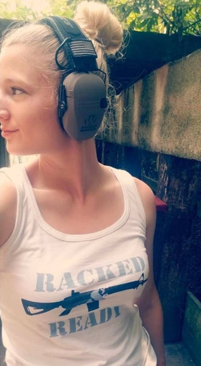 Beauty Girls (21 pics) Beauty Girls (21 pics)