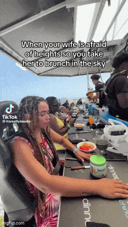 Acid GIFs, February 20 (25 gifs) Acid GIFs, February 20 (25 gifs)