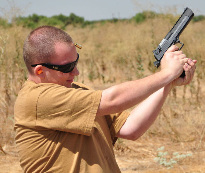 Right Moment (27 pics) Right Moment (27 pics)