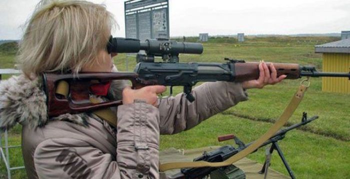 Right Moment (27 pics) Right Moment (27 pics)