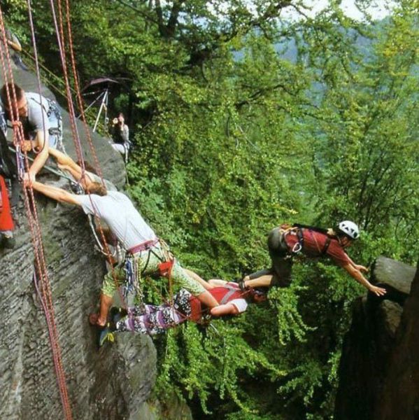 Right Moment (27 pics) Right Moment (27 pics)