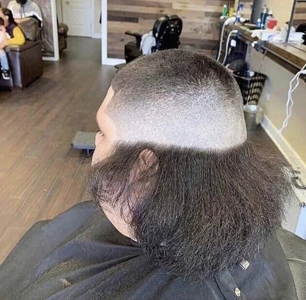 Awful Haircuts (15 pics) Awful Haircuts (15 pics)