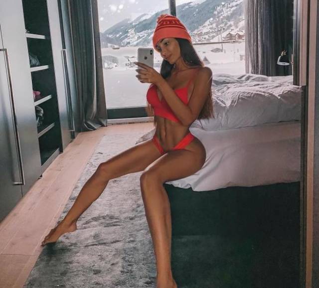 Beauty Girls (21 pics)