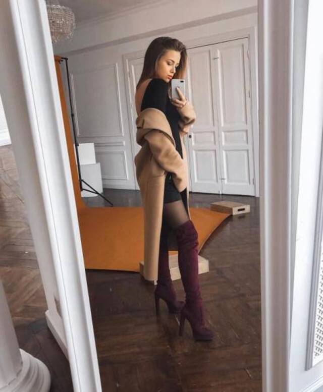 Beauty Girls (21 pics)