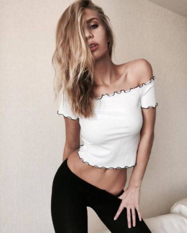 Beauty Girls (21 pics)