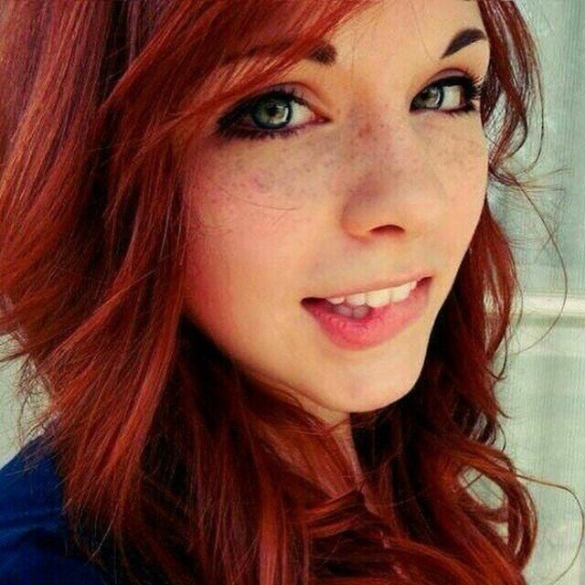Girls With Freckles (21 pics)