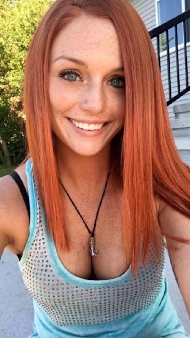 Girls With Freckles (21 pics) Girls With Freckles (21 pics)