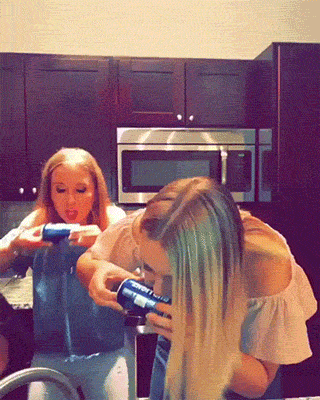 Acid GIFs, February 23 (25 gifs) Acid GIFs, February 23 (25 gifs)