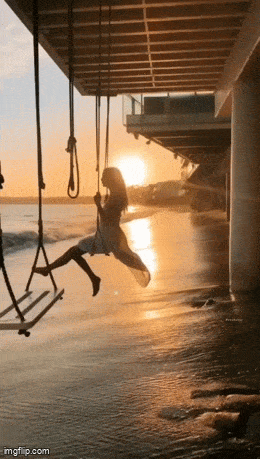 Acid GIFs, February 23 (25 gifs) Acid GIFs, February 23 (25 gifs)