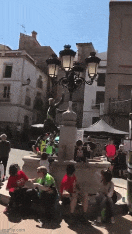 Acid GIFs, February 23 (25 gifs) Acid GIFs, February 23 (25 gifs)