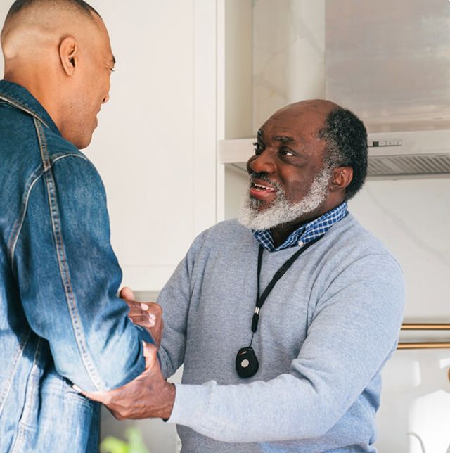 Medical Alert Necklace That Calls Family for Peace of Mind Medical Alert Necklace That Calls Family for Peace of Mind