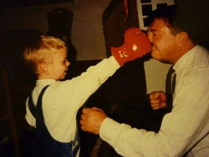 Right Moment (16 pics) Right Moment (16 pics)