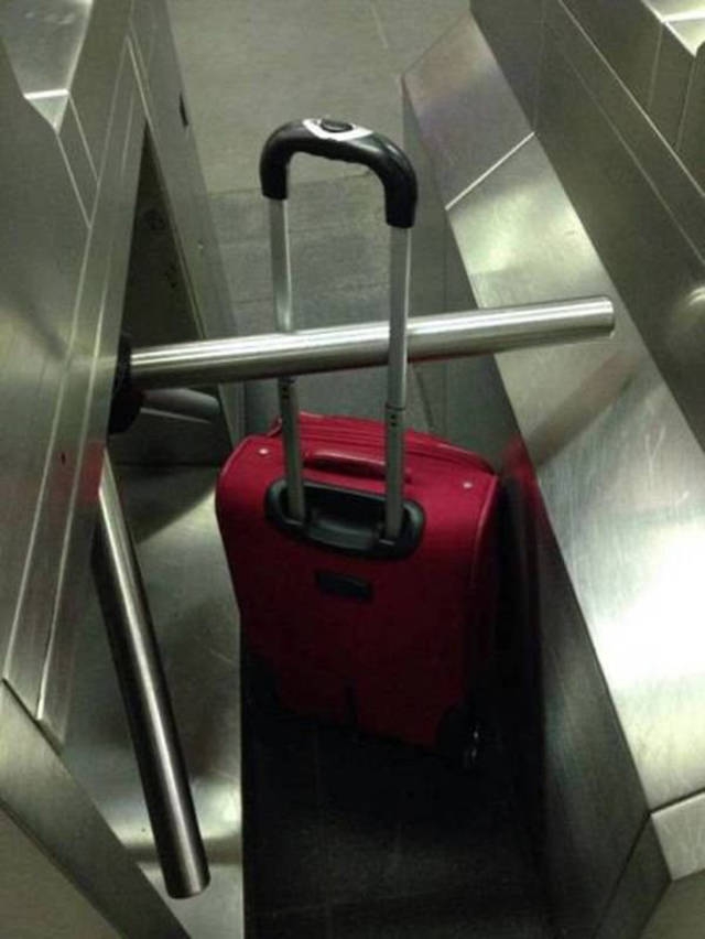 Bad Days Happen (25 pics) Bad Days Happen (25 pics)