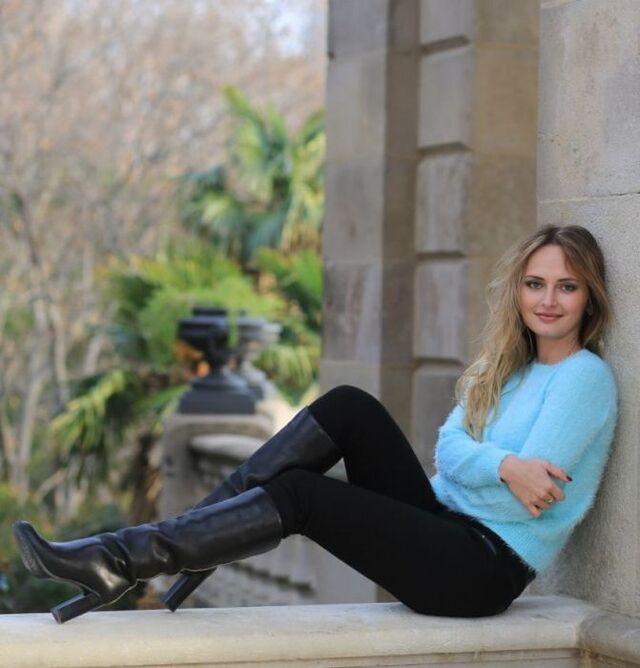 Beauty Girls (21 pics) Beauty Girls (21 pics)