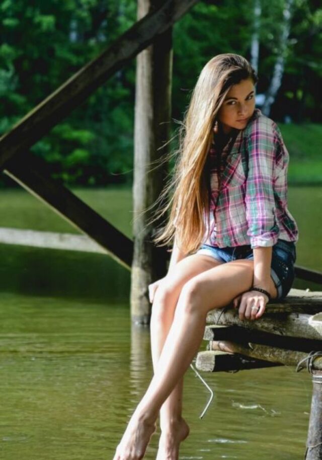 Beauty Girls (21 pics) Beauty Girls (21 pics)