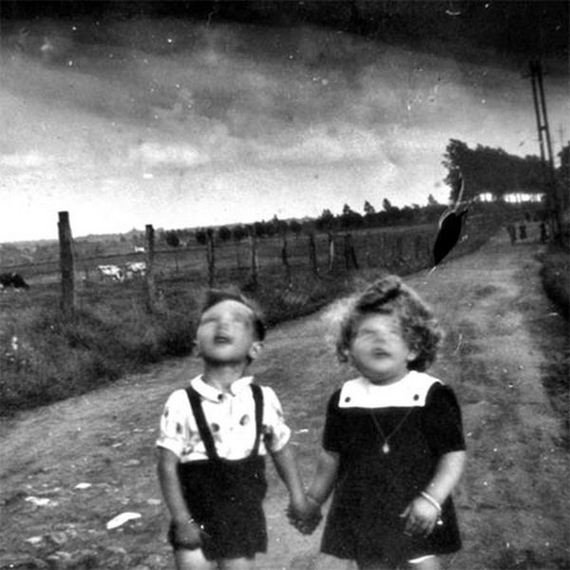 Creepy Photos (27 pics)