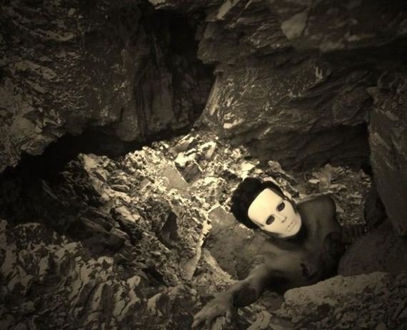Creepy Photos (27 pics)