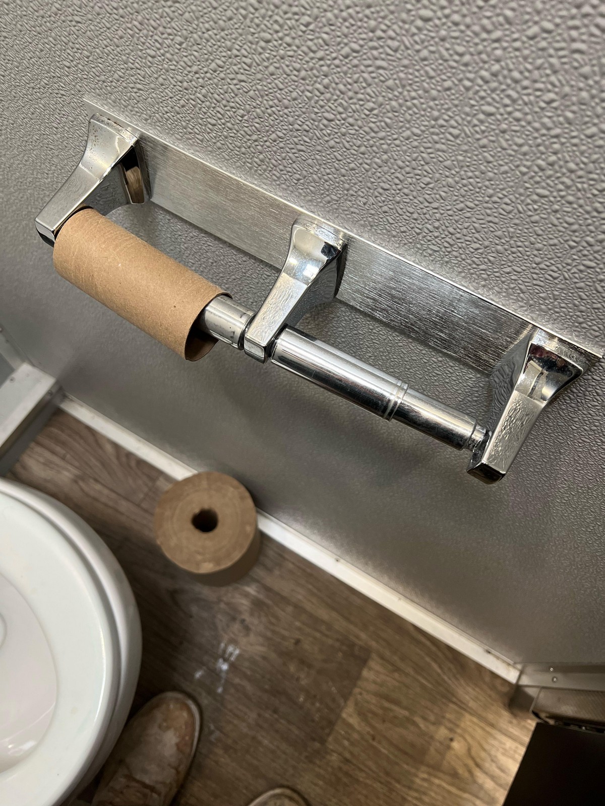 Bad Days Happen (25 pics)