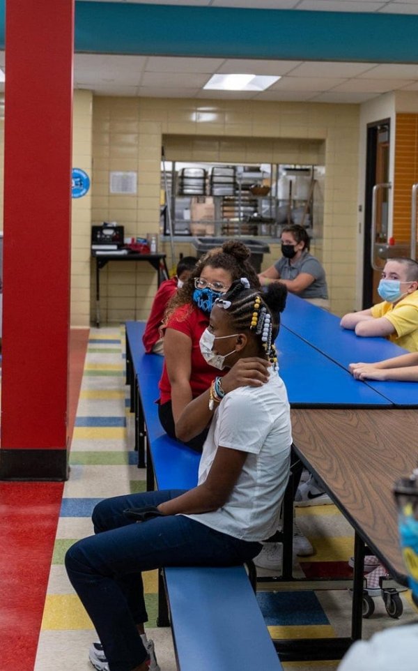 Optical Illusions (15 pics) Optical Illusions (15 pics)